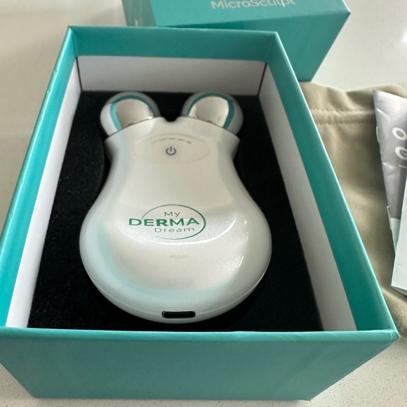 MicroSculpt Facial Toning Skin Tightening Device 2nd Gen by My Derma Dream - Picture 4 of 6